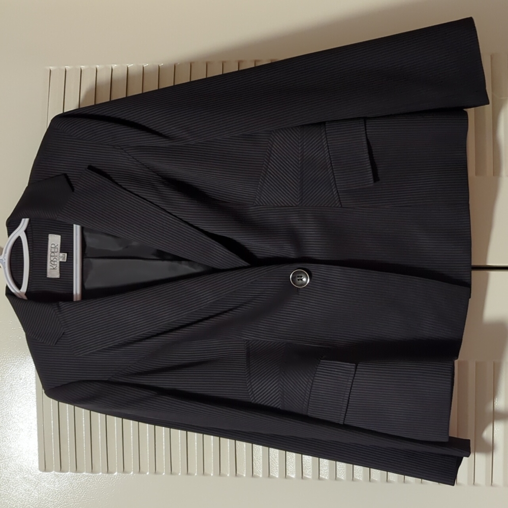 Ladies Kasper blazer - black with fine pinstripes